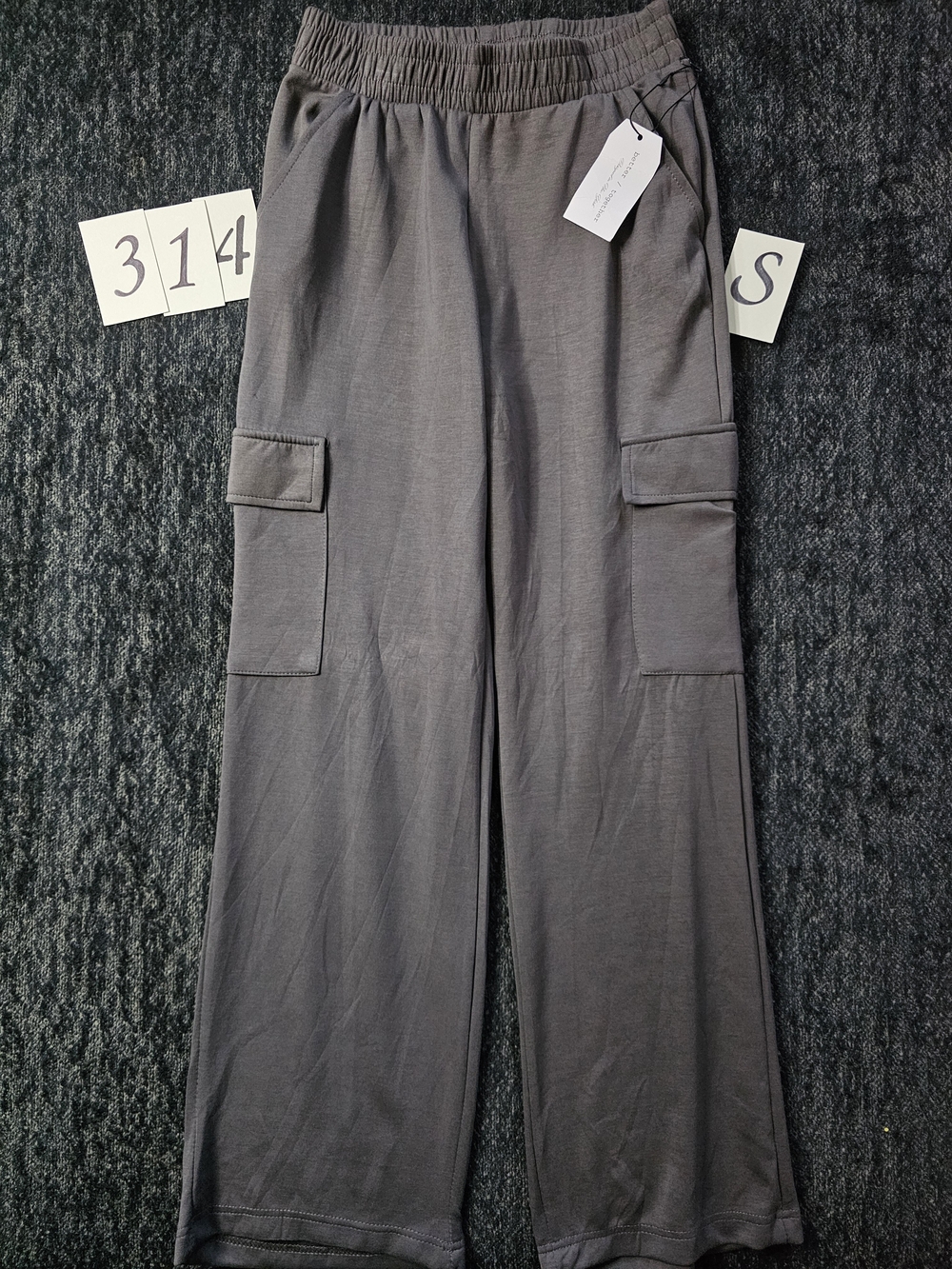 Better Together Leisure Wide-Leg Cargo Pants for Women in Gray